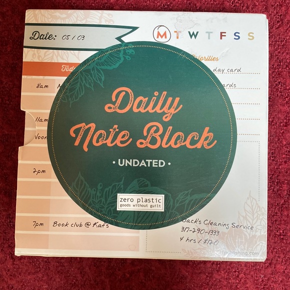 Daily Undated Note Calendar - Picture 1 of 5